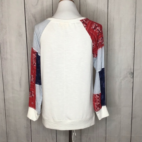 Style & Co Red,White and Blue Patchwork Sleeve Lightweight Pullover Top Sz XS - Picture 6 of 8
